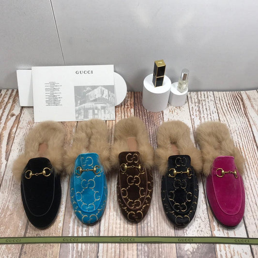 Suede Leather Slipper