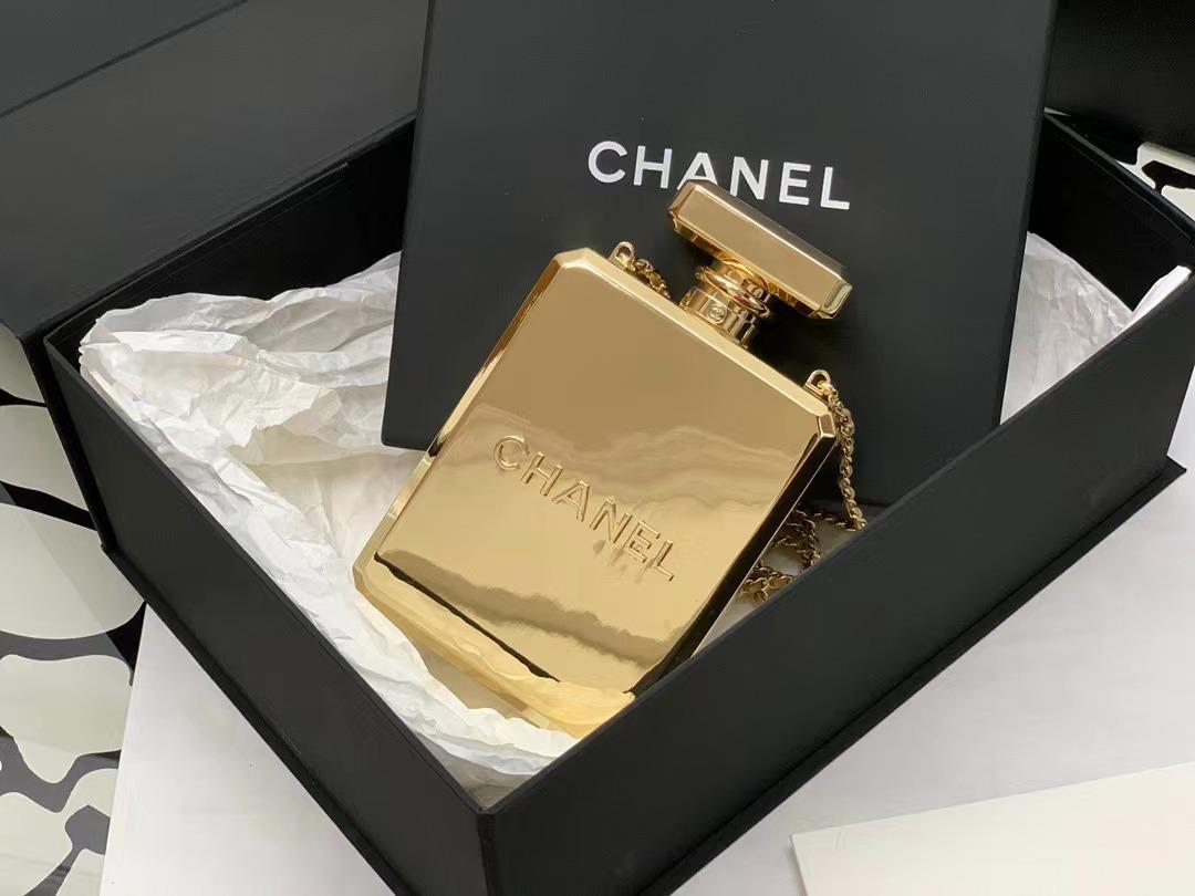 Chanel No.5 Perfume Box Evening Clutch